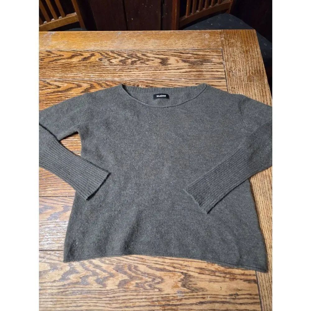 Nadaam grey Crewneck Cashmere sweater sz Small